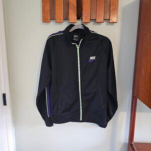 Men’s Black Nike Zip-Up Jacket, Small